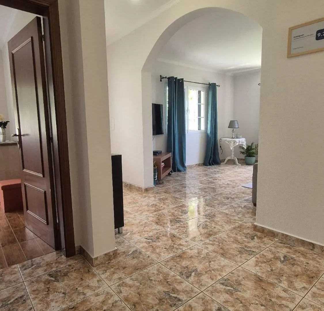 Villa Casa Ventura à Arco da Calheta  Hébergement de vacances