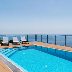  Villa Valley View-villa With Heated Pool And Sauna