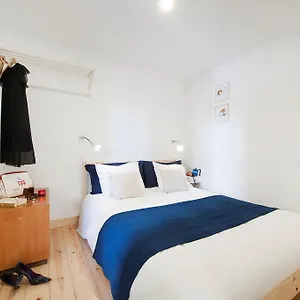  Appartement In Historical Portugal